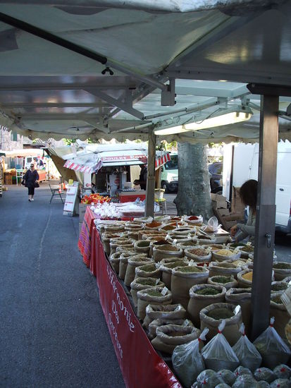 Markttag in Eygalieres