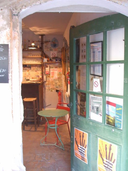 "Unsere" Bar in Eygalieres