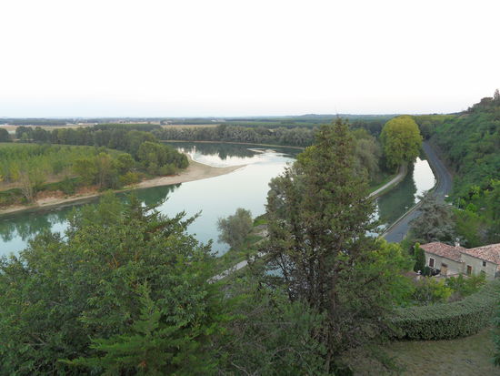 Blick von Meilhan auf die Garonne und den daneben liegenden Kanal