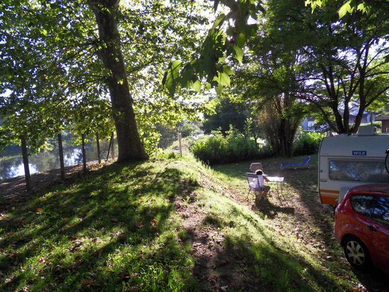 "Camping Municipal La Chevrette" in Digoin