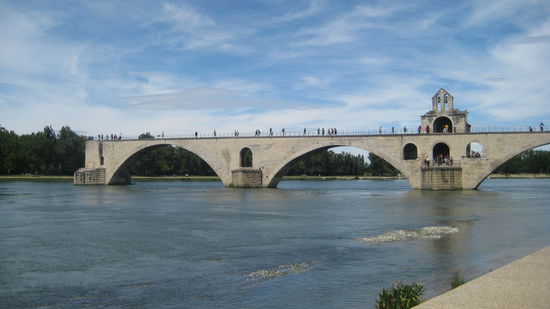Sur le pont d'avignon....