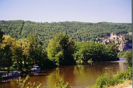 Unser Anlegeplatz in St. Cirq-Lapopie.