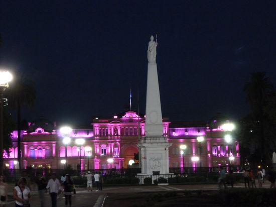 Casa Rosada in der Nacht