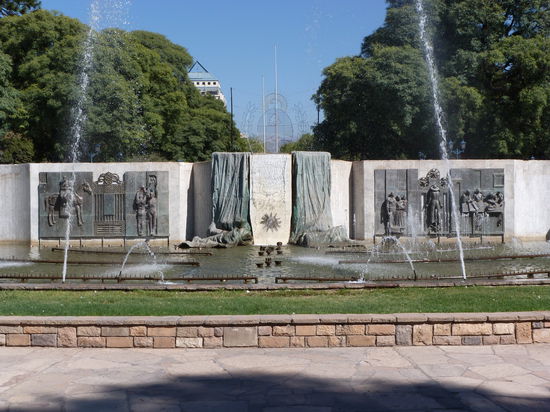 Der Placa Independencia