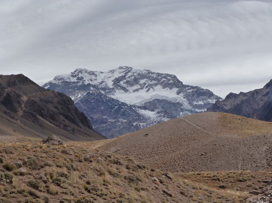 Das ist der Acuncaqua mit seinen fast 7000Metern Hoehe