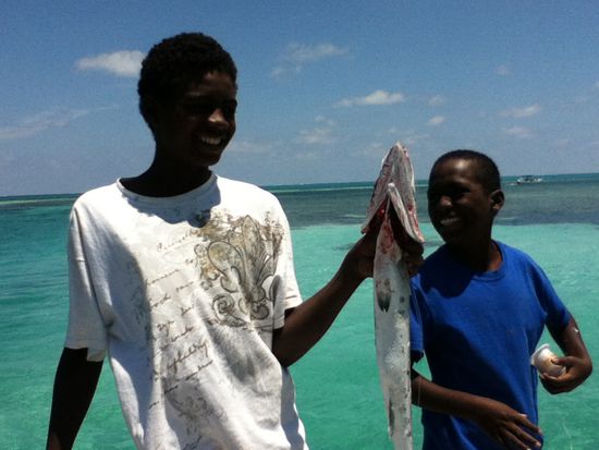 Die stolzen Jungs mit ihrem Barakuda