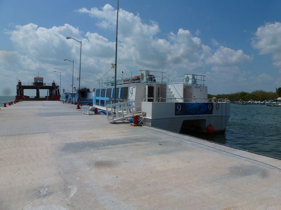 Die Fähre ans Festland