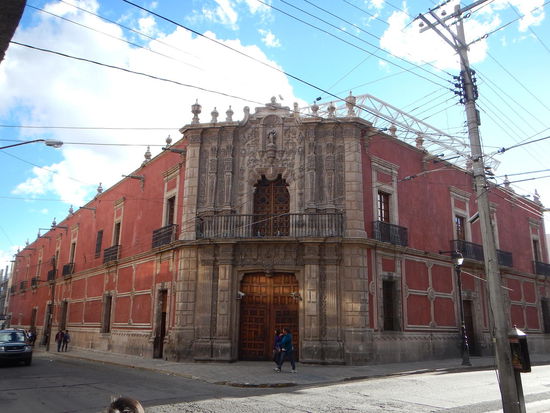 Einige der pompösen Kolonialhäusern der Stadt