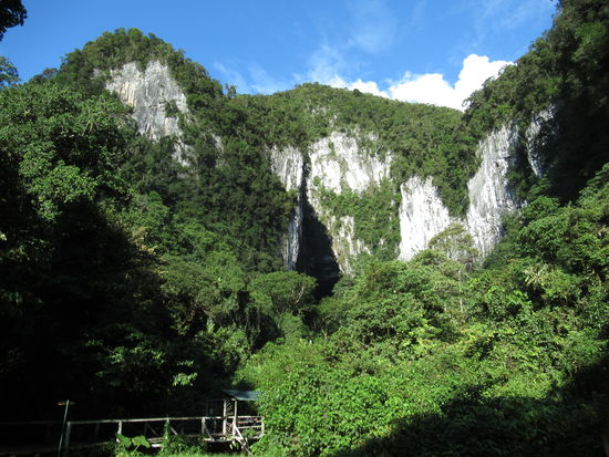 Der Dearcave wo jeden Abend Millionen von Flederrmäusen raus fliegen um Futter zu suchen. Ein gigantisches Spektakel.
