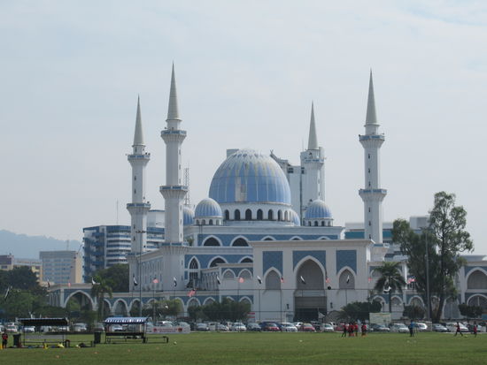 Die Majid Negeri Moschee