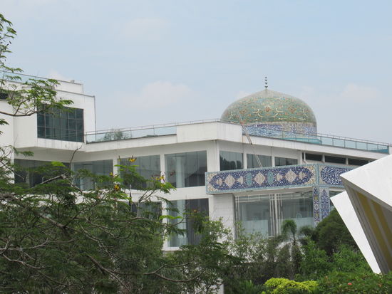 Masjid Negara, Moschee