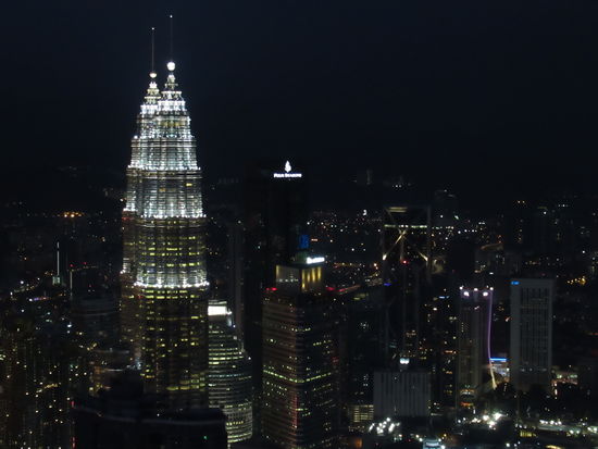 Vom KL Tower hat man diese wunderschöne Aussicht über die Stadt.