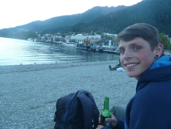 Das Geburtstagskind mit dem kuehlen Bier...