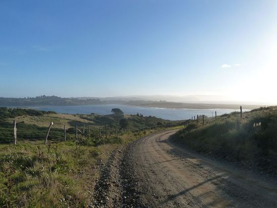 Diese Schotterstrassen hat unser WEISSES Auto ueberwunden.