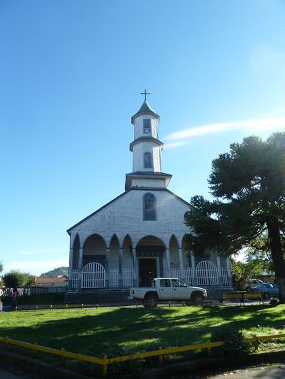 Wunderschoener Pick-up, leider ist die Kirche dahinter drauf 