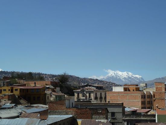 Das ist der Hausberg von La Paz, Illimani, 6438m hoch