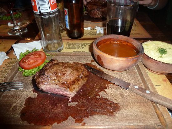 FLEISCH!!! Jack Daniels Steak, das mit eben diesem uebergossen und angezuendet wird