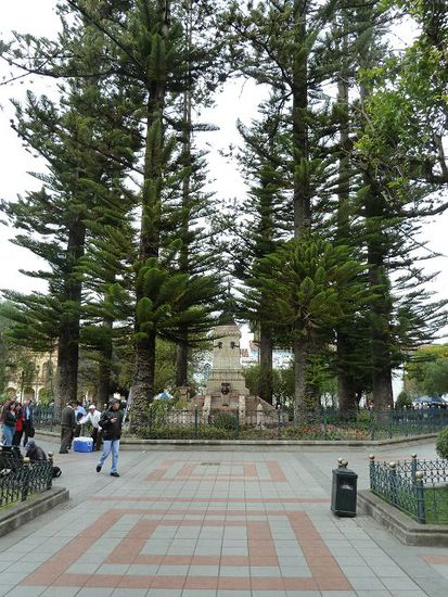 Plaza Abdón Calderón