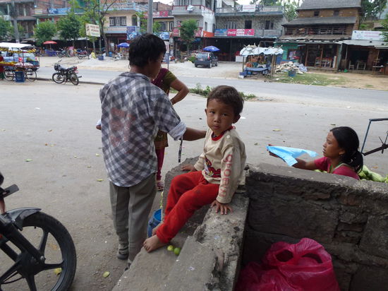 ...erster Blickkontakt...