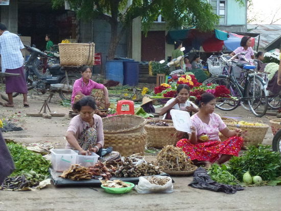 Marktgeschehen in Mandalay