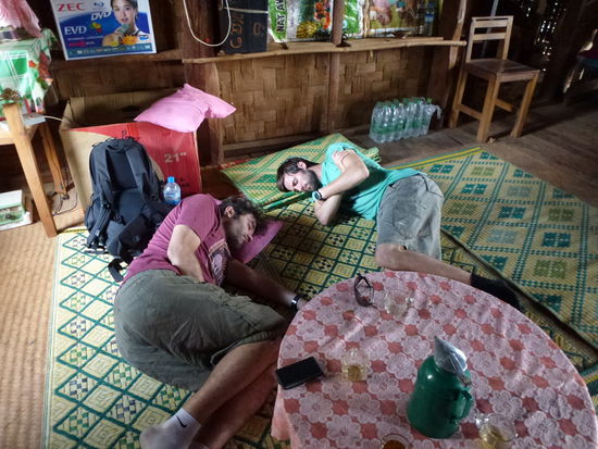 Siesta während es regnet