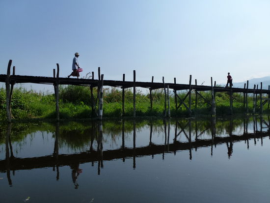 Weg zum Markt nach Maing Thauk