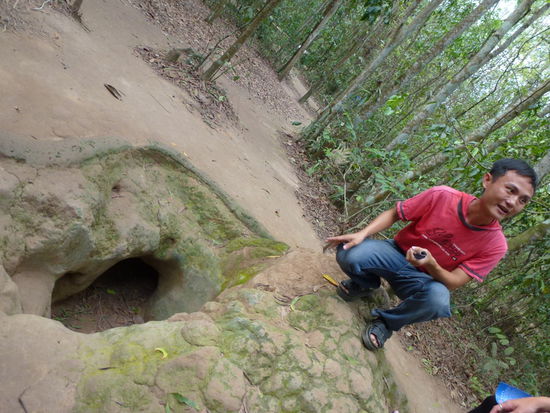 Die Größe der unterirdisch verlaufenden Tunnel!