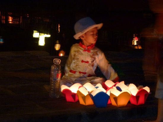Kleiner Laternenverkäufer!