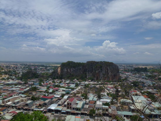 Einer der fünf Marmorberge, wo kommt der her???