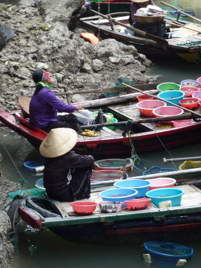 Da sehe ich ja doch noch schwimmende Märkte
