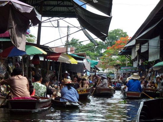 Impressionen vom Floating Market