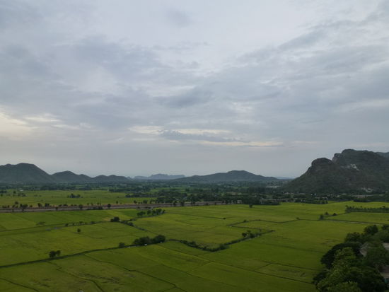 Ausblick vom Wat Tham Khao Noi