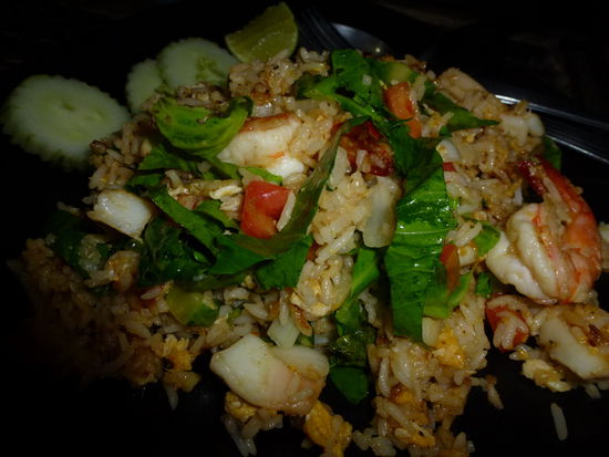Gebratener Reis mit Seafood, 70 Baht
