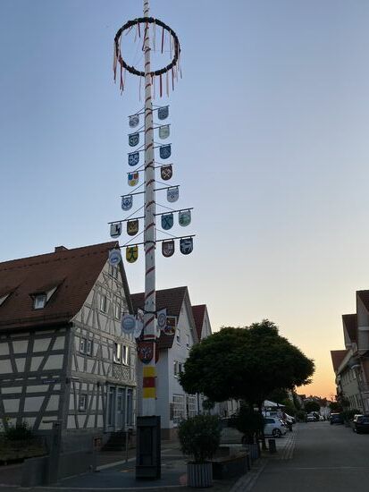 Dorfmaibaum