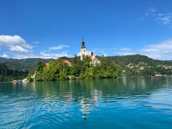 Blejski otok mit ihrer Kirche Mariä Himmelfahrt