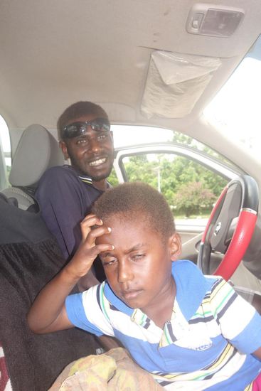 Sam und sein wie meistens verschlafener Sohn Angelo