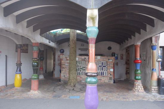 Hundertwasser
