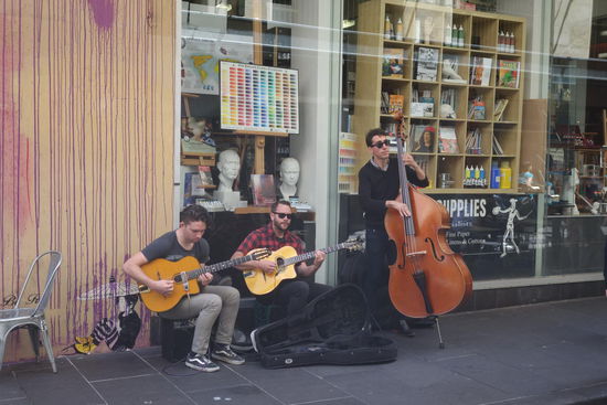 Viele, viele Straßenkünstler