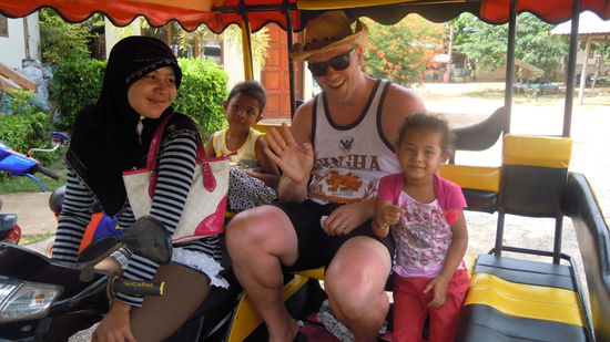 Unser Taxi zum Arzt und zurück....samt Kids