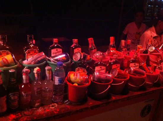 Auch hier gehört das "Eimersaufen" zum guten Ton