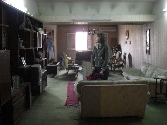 Unser Wohnzimmer - mit Anne als "Hingucker" 