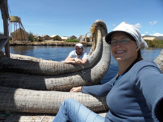 Auch das Boot ist nur aus Schilf