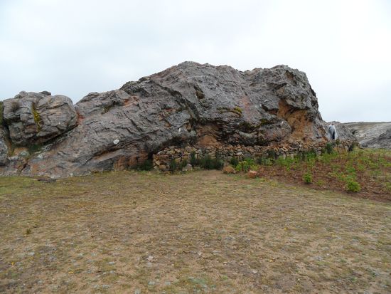 Mit etwas Phantasie: Der Pumafelsen (Titi = Puma, Caca = Felsen)