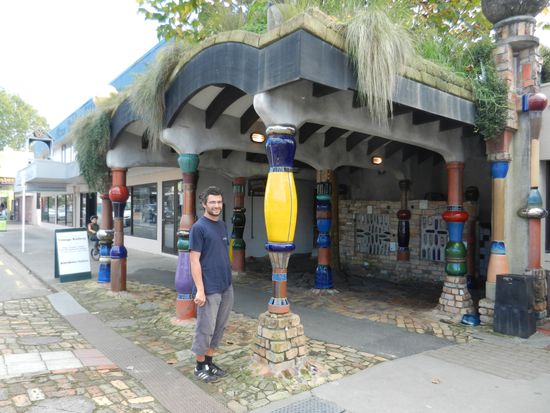 Zürück in Wien? Nein, Hundertwasser-Toiletten in Kawakawa!