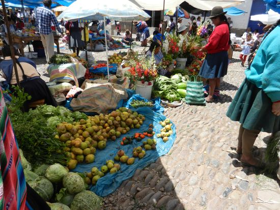 Markttreiben in Pisaq