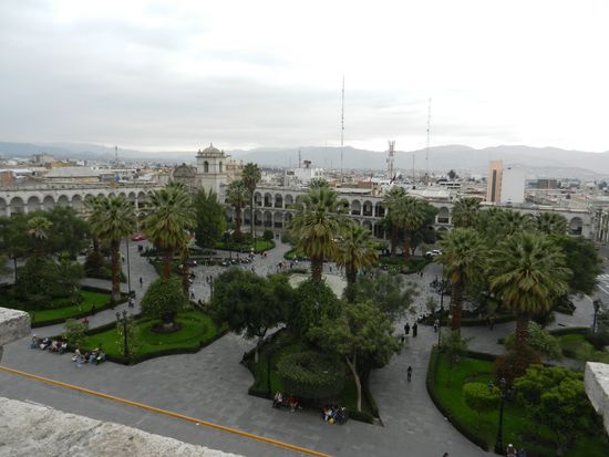 Blick von der Kathedrale auf den Hauptplatz
