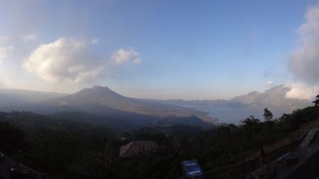 die Berge ging. Links ist der Mt. Batur zu sehen.