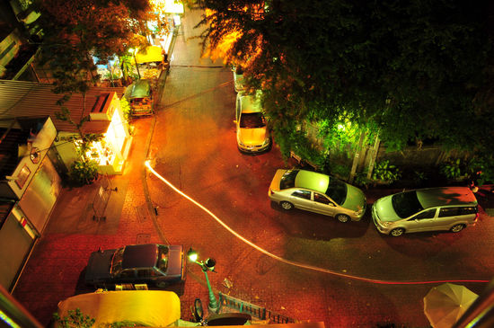 Soi Rambutrri, schon  früh geschäftig