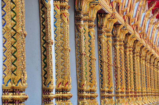Aussenfassade des Tempels ''Wat Chana Songkram''