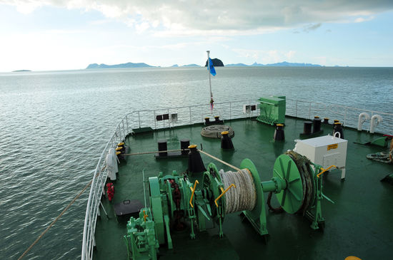 Beim  Auslaufen in Donsak